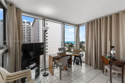 2655 Collins Avenue Miami Beach FL 33140