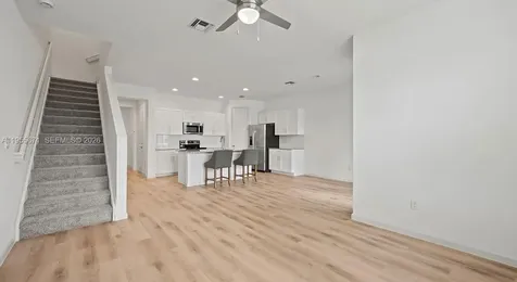 5600 NW Coventry Circle Port St. Lucie FL 34986
