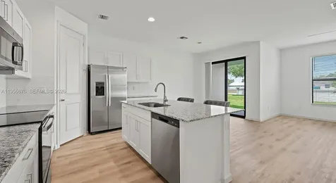 5600 NW Coventry Circle Port St. Lucie FL 34986