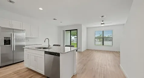 5600 NW Coventry Circle Port St. Lucie FL 34986