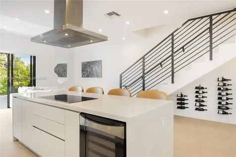 3067 SW 21st Terrace Miami FL 33145