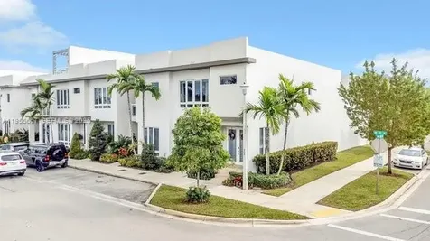 10424 NW 66th Street Doral FL 33178