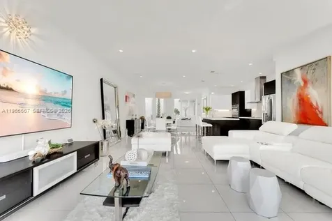 10424 NW 66th Street Doral FL 33178