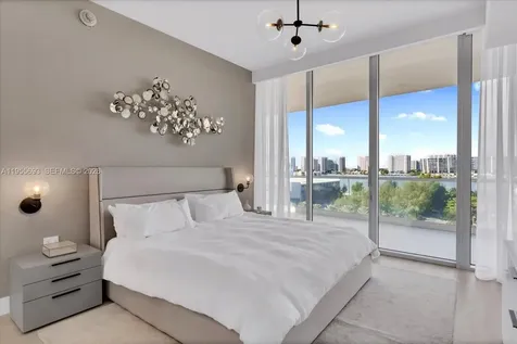 18501 Collins Avenue Sunny Isles Beach FL 33160