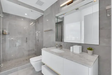 18501 Collins Avenue Sunny Isles Beach FL 33160
