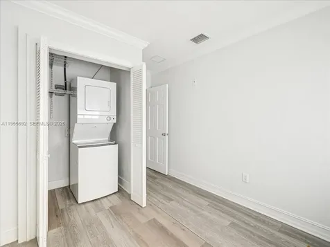 6891 SW 26th Terrace Miami FL 33155