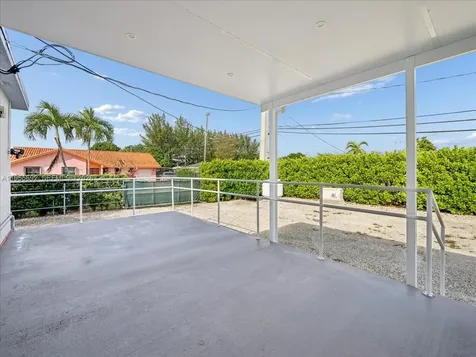 6891 SW 26th Terrace Miami FL 33155