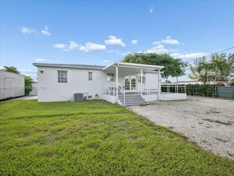 6891 SW 26th Terrace Miami FL 33155