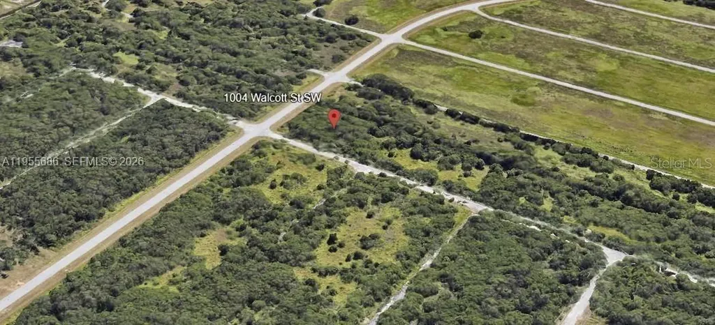 1004 Walcott Street SW Palm Bay FL 32908
