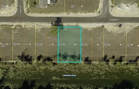 906 NE 23rd Terrace Cape Coral FL 33909
