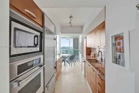 21205 Yacht Club Drive Aventura FL 33180