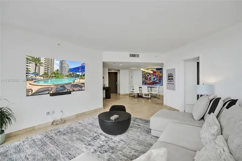 21205 Yacht Club Drive Aventura FL 33180