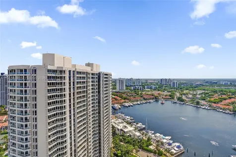 21205 Yacht Club Drive Aventura FL 33180