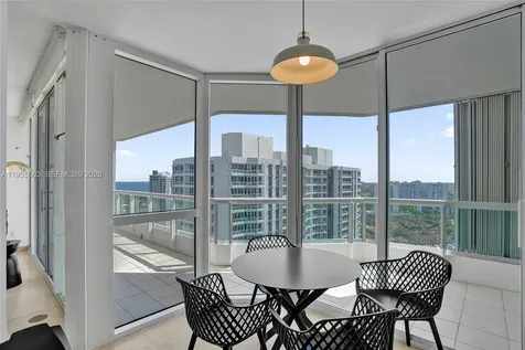 21205 Yacht Club Drive Aventura FL 33180