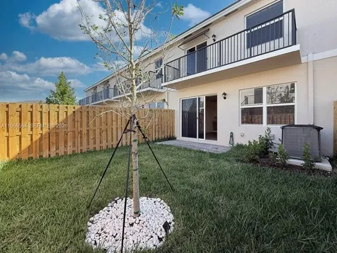 184 NE 13th Terrace Homestead FL 33033