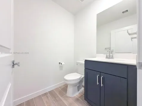 184 NE 13th Terrace Homestead FL 33033