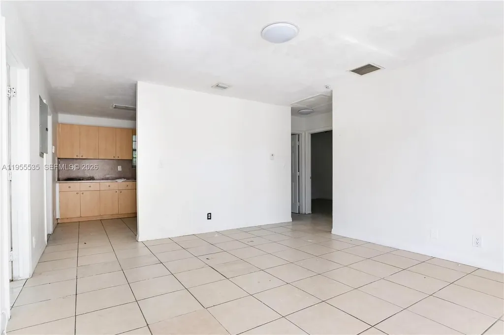 415 N 60th Way Hollywood FL 33024