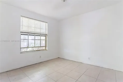 415 N 60th Way Hollywood FL 33024
