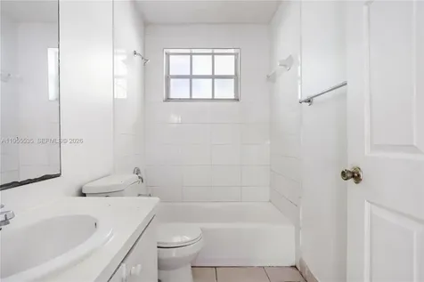 415 N 60th Way Hollywood FL 33024