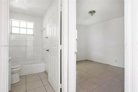 415 N 60th Way Hollywood FL 33024
