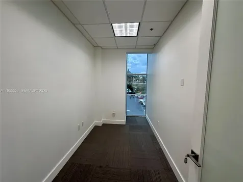 7500 NW 25th Street Miami FL 33122