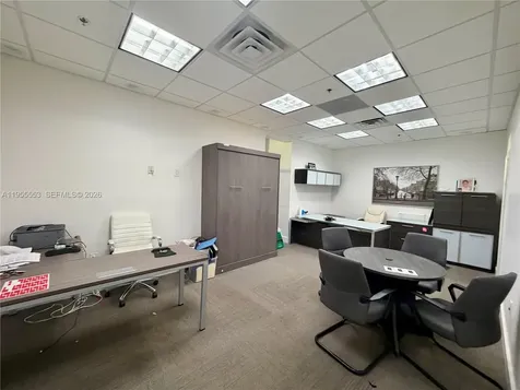 7500 NW 25th Street Miami FL 33122