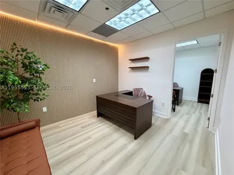 7500 NW 25th Street Miami FL 33122