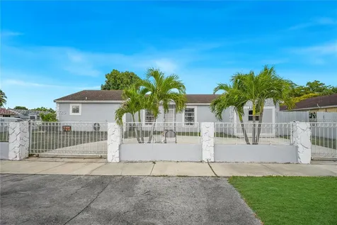 19897 NW 62nd Avenue Hialeah FL 33015