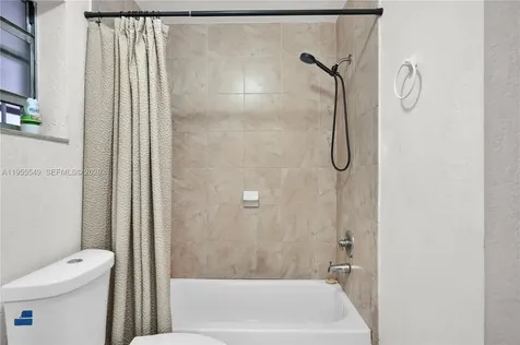 19897 NW 62nd Avenue Hialeah FL 33015