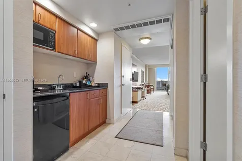 18001 Collins Avenue Sunny Isles Beach FL 33160