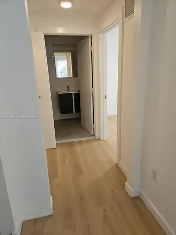 557 Michigan Avenue Miami Beach FL 33139