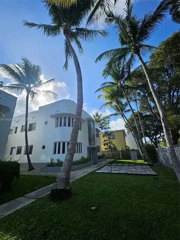 557 Michigan Avenue Miami Beach FL 33139