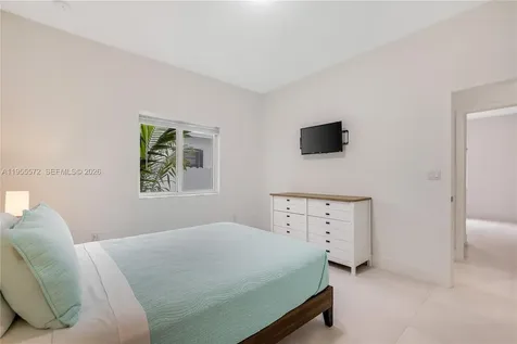 640 Colson Drive Key Largo FL 33037