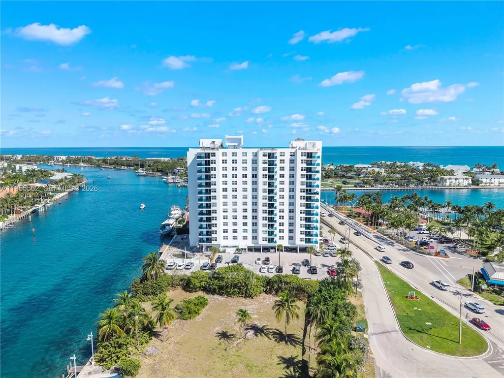 2639 N Riverside Drive Pompano Beach FL 33062