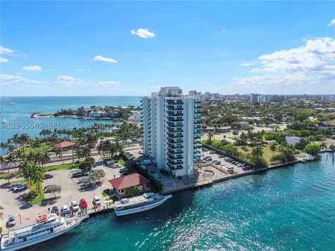 2639 N Riverside Drive Pompano Beach FL 33062