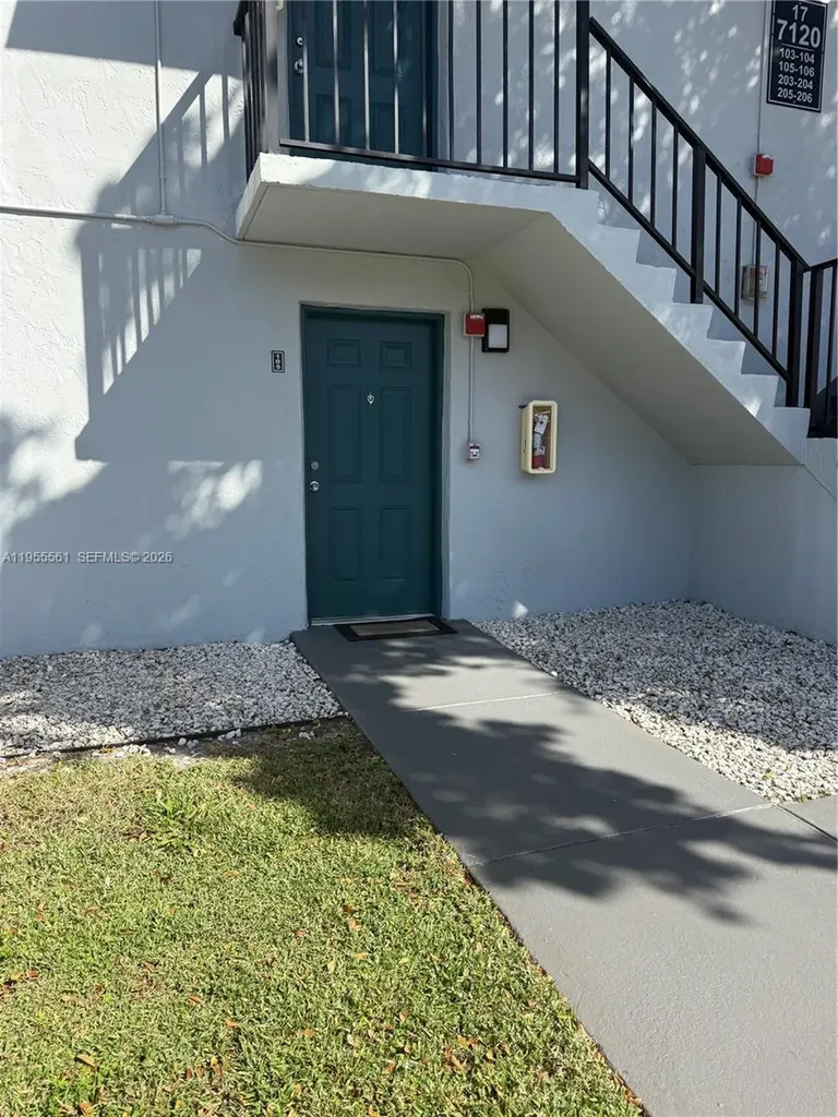 7120 NW 179th Street Hialeah FL 33015