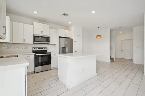 1006 SE 23rd Avenue Homestead FL 33035