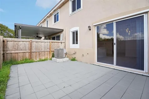 1006 SE 23rd Avenue Homestead FL 33035
