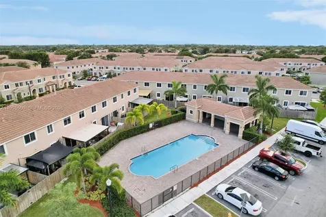 1006 SE 23rd Avenue Homestead FL 33035