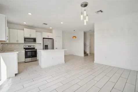 1006 SE 23rd Avenue Homestead FL 33035