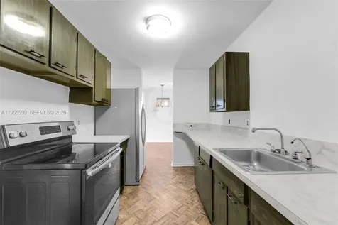 11401 SW 57th Street Miami FL 33173