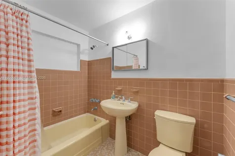 11401 SW 57th Street Miami FL 33173