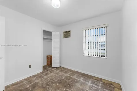 11401 SW 57th Street Miami FL 33173