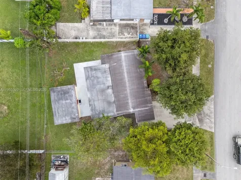 11401 SW 57th Street Miami FL 33173