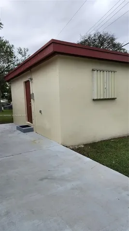 11401 SW 57th Street Miami FL 33173
