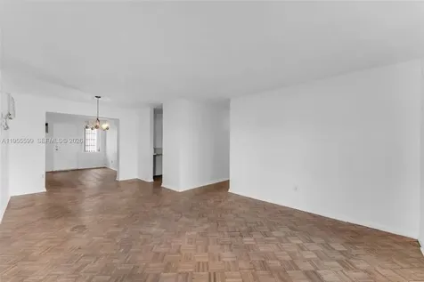 11401 SW 57th Street Miami FL 33173