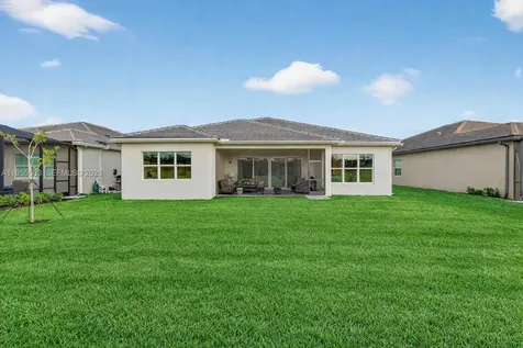 11960 SW Whitewater Falls Court Port St. Lucie FL 34987