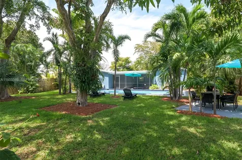 80 NW 40th Street Oakland Park FL 33309