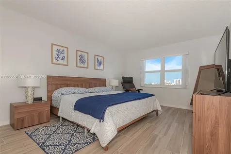 401 Golden Isles Drive Hallandale Beach FL 33009
