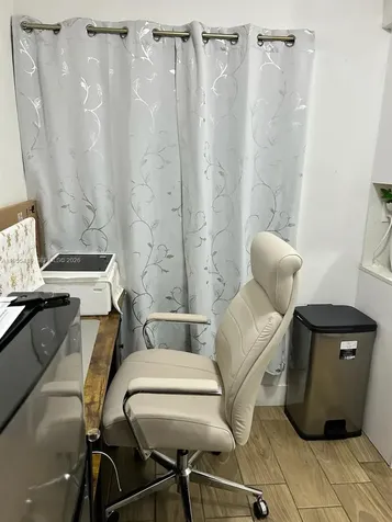 1560 W 46th Street Hialeah FL 33012